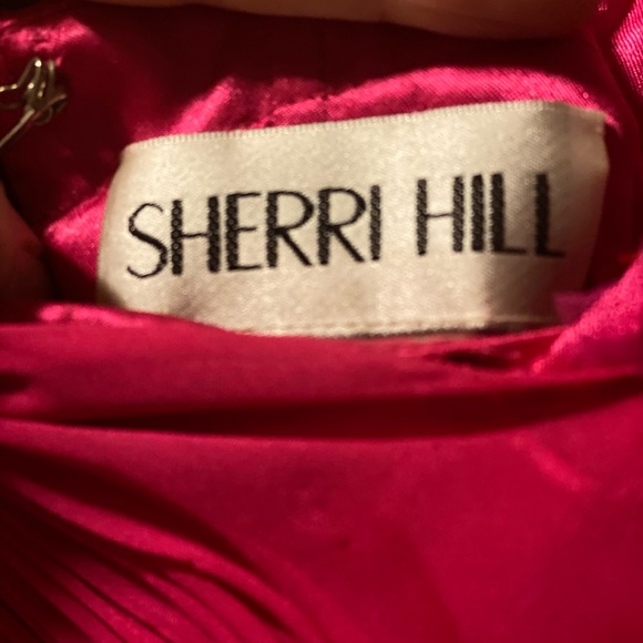 Sherri Hill Gorgeous Spring Line Prom Dress - Picture 8 of 8